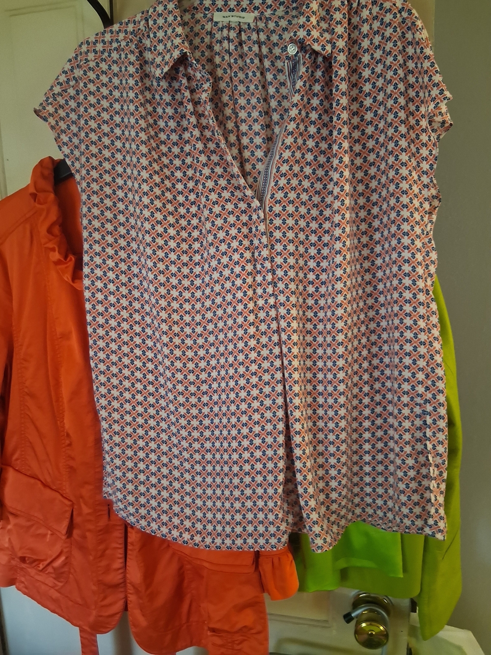 Max Studio Muted Red & Navy Geometric Print Button-Up Blouse